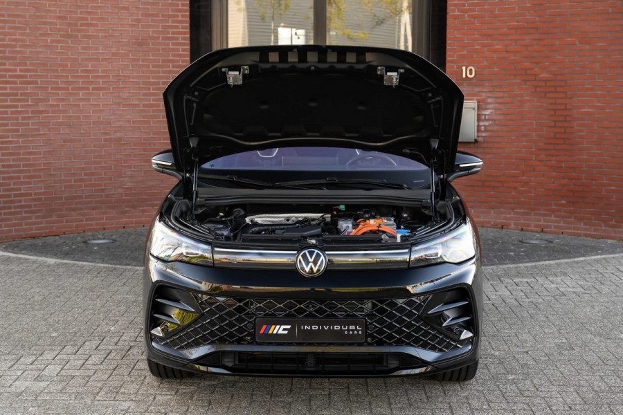 Volkswagen Tiguan 1.5 eHybrid R-Line Edition Black Style H/K Massage