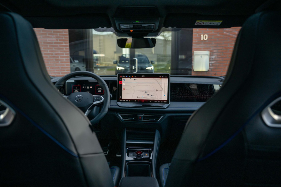 Volkswagen Tiguan 1.5 eHybrid R-Line Edition Black Style H/K Massage