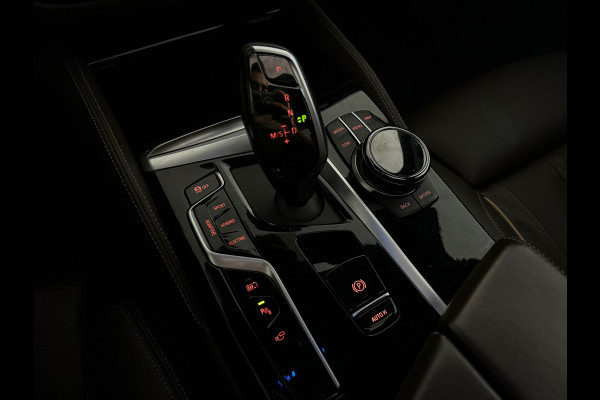 BMW 5 Serie 530e xDrive High Executive M Sport Pano|HuD|H/K