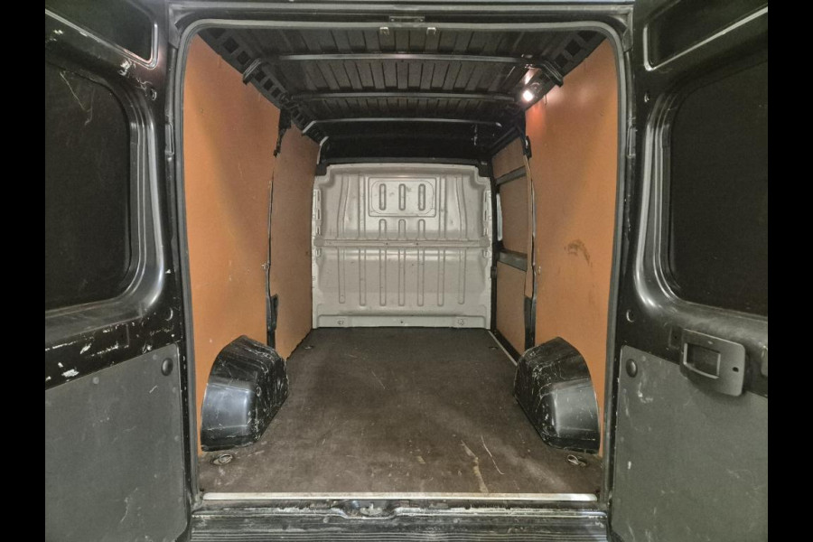 Peugeot Boxer 35 2.2 HDi 165 L2H2 Edition