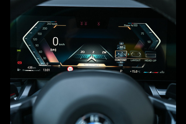 BMW 5 Serie 520i M sport | Iconic glow | M-Sport brake | NL-Auto | Shadowline lights | Panorama dak | Comfort seats | Adaptive led | Driving assistant prof. | Harman/kardon | Comfort Pack