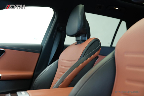 Mercedes-Benz C-Klasse Estate 200 Launch Edition AMG | Pano | Designo | Burmester