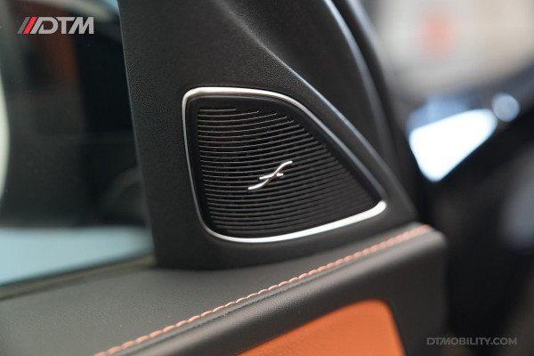 Mercedes-Benz C-Klasse Estate 200 Launch Edition AMG | Pano | Designo | Burmester