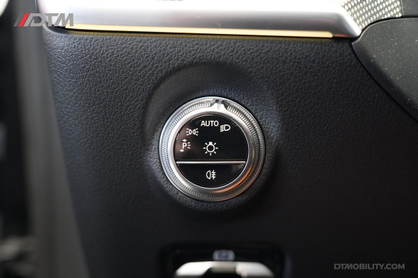 Mercedes-Benz C-Klasse Estate 200 Launch Edition AMG | Pano | Designo | Burmester