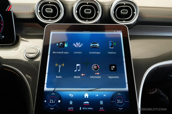 Mercedes-Benz C-Klasse Estate 200 Launch Edition AMG | Pano | Designo | Burmester