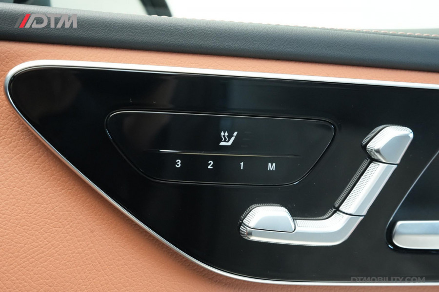 Mercedes-Benz C-Klasse Estate 200 Launch Edition AMG | Pano | Designo | Burmester