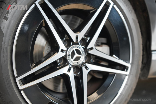 Mercedes-Benz C-Klasse Estate 200 Launch Edition AMG | Pano | Designo | Burmester