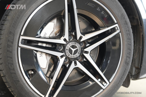 Mercedes-Benz C-Klasse Estate 200 Launch Edition AMG | Pano | Designo | Burmester