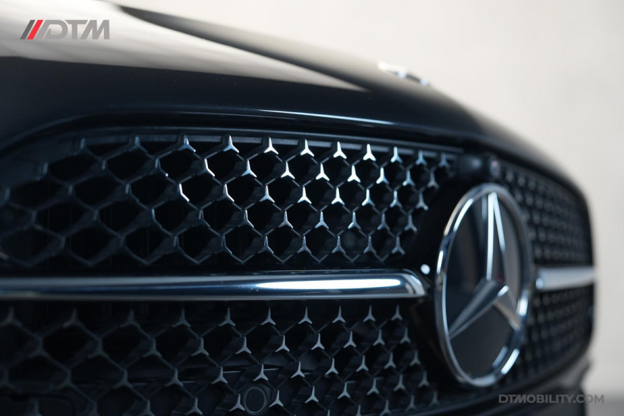 Mercedes-Benz C-Klasse Estate 200 Launch Edition AMG | Pano | Designo | Burmester