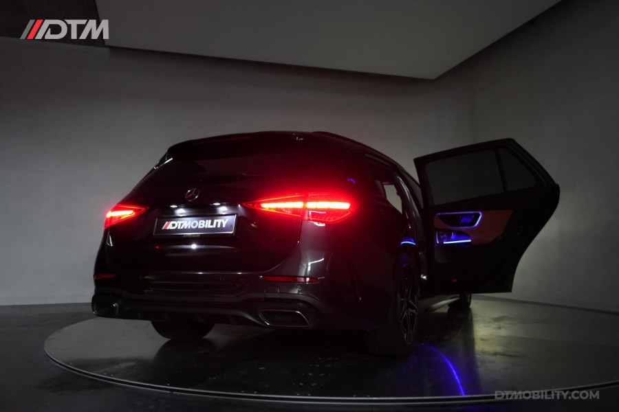 Mercedes-Benz C-Klasse Estate 200 Launch Edition AMG | Pano | Designo | Burmester
