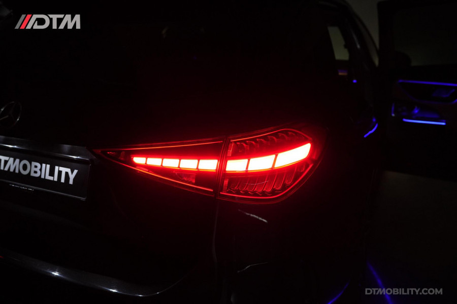 Mercedes-Benz C-Klasse Estate 200 Launch Edition AMG | Pano | Designo | Burmester