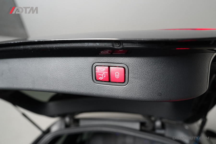 Mercedes-Benz C-Klasse Estate 200 Launch Edition AMG | Pano | Designo | Burmester