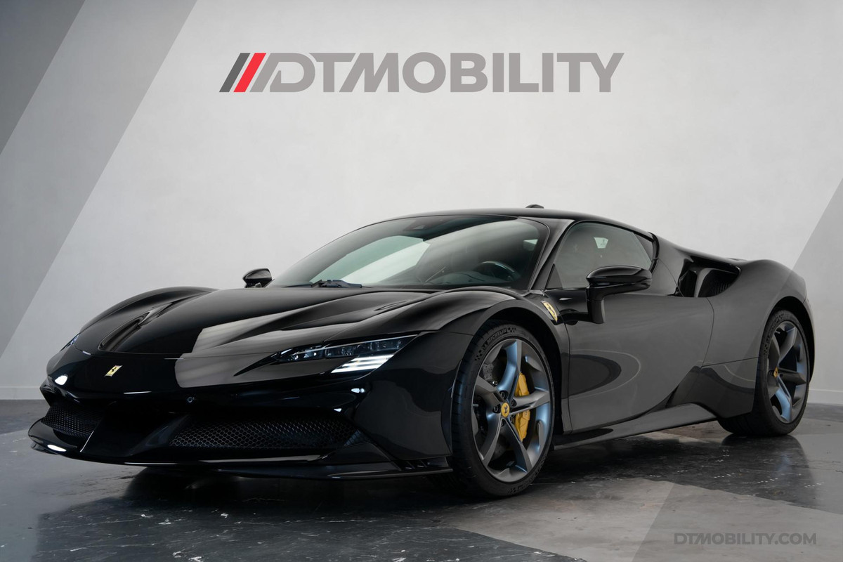 Ferrari SF90 Stradale 4.0 V8 | Assetto Fiorano | Daytona Racing seats |
