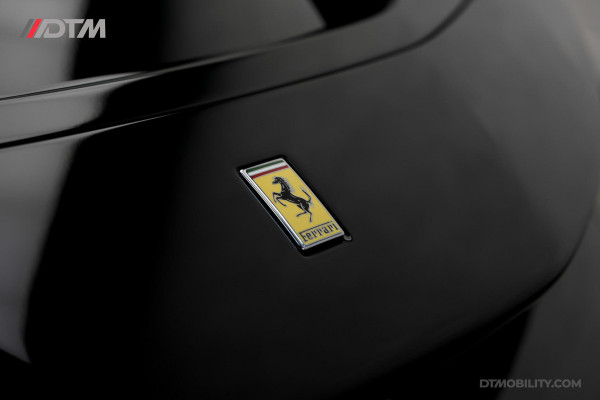 Ferrari SF90 Stradale 4.0 V8 | Assetto Fiorano | Daytona Racing seats |