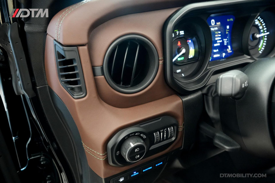 Jeep Wrangler Unlimited 4xe 380 Rubicon | Ferrari Leather | Emerald Edition |