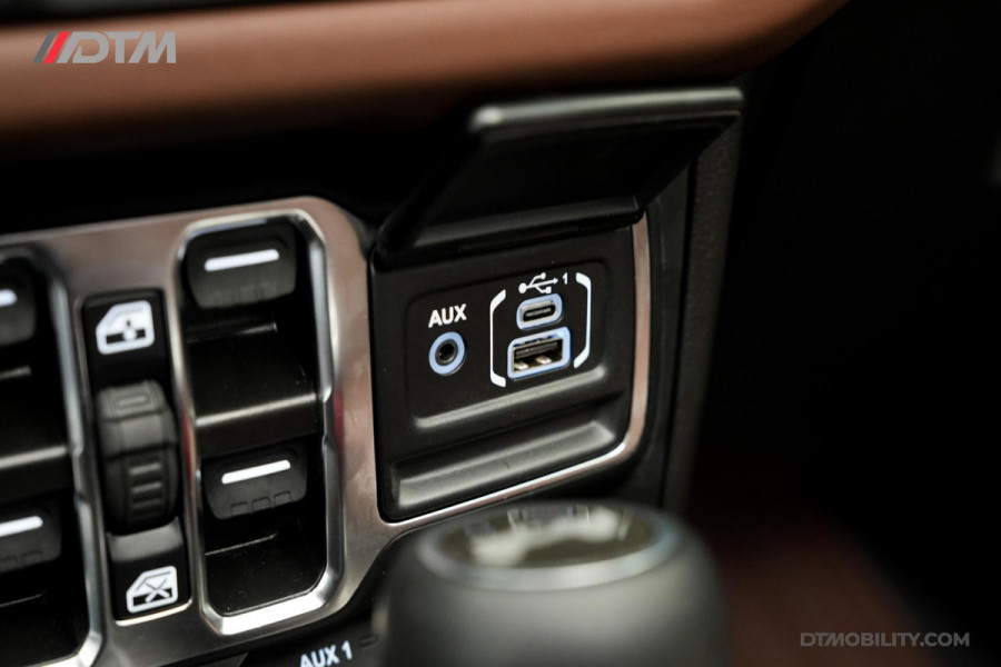 Jeep Wrangler Unlimited 4xe 380 Rubicon | Ferrari Leather | Emerald Edition |