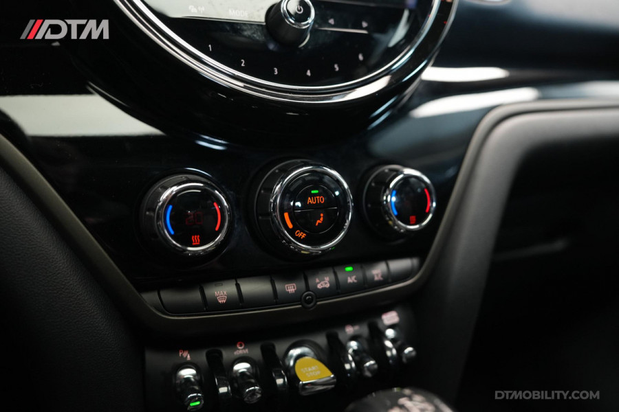 MINI Countryman Mini 2.0 Cooper S E ALL4 Northwood Edition | Panoramadak | Camera | Leder | Head-Up Display |