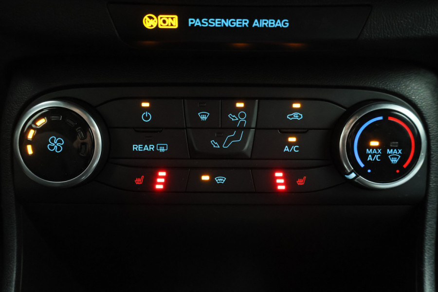 Ford Fiesta 1.5 ST Recaro Schaalstoelen, Carbon, Airco, Cruise, Apple Carplay, Winterpakket