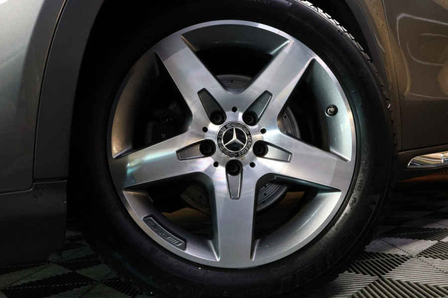 Mercedes-Benz GLA 250 AMG Premium Plus AUTOMAAT CRUISE NAVI STOELVW DYNSELECT "19