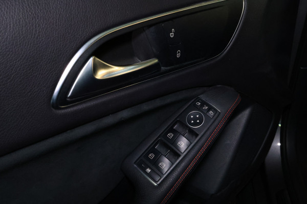 Mercedes-Benz GLA 250 AMG Premium Plus AUTOMAAT CRUISE NAVI STOELVW DYNSELECT "19