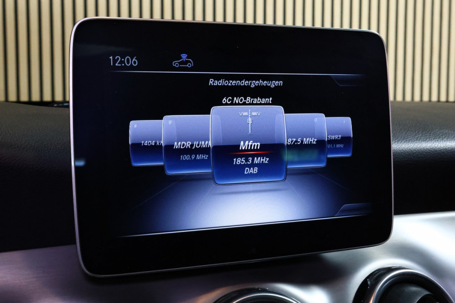 Mercedes-Benz GLA 250 AMG Premium Plus AUTOMAAT CRUISE NAVI STOELVW DYNSELECT "19