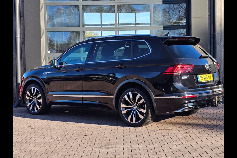 Volkswagen Tiguan Allspace 1.5 TSI Highline Business R-line 7p. | LED | Pano | Trekhaak | Leder | Stoelverwarming | Camera | ACC | App-connect | All-seasons | Vol |