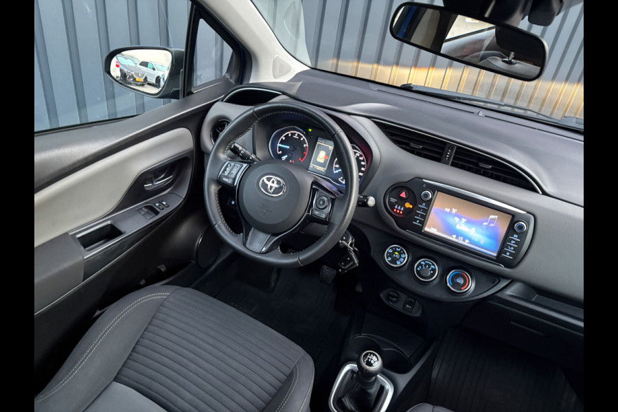 Toyota Yaris 1.0 VVT-i Active | Camera | Stoelverwarming | Prijs Rijklaar!!