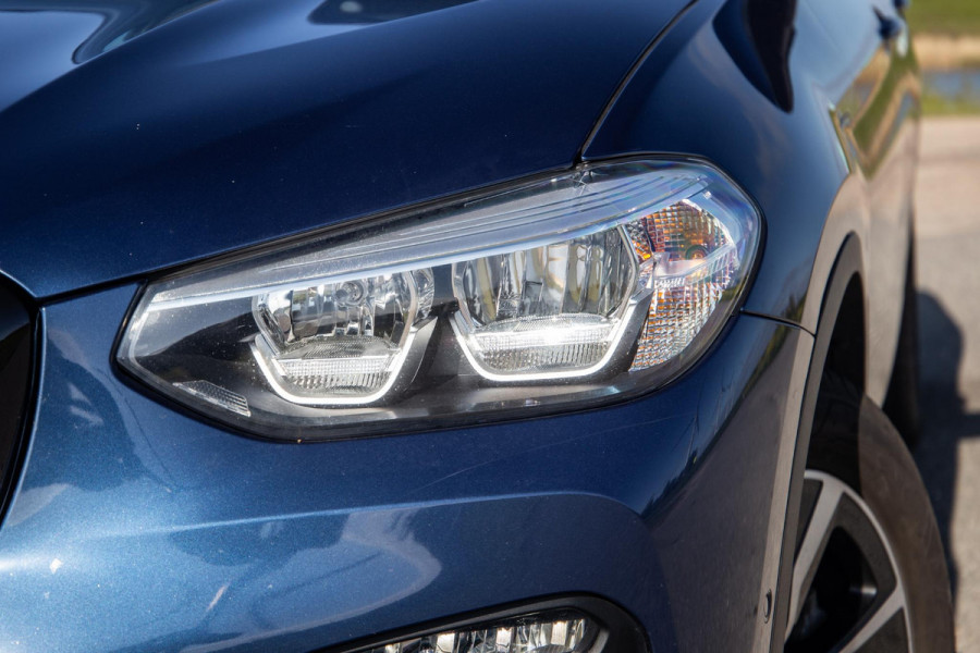 BMW X3 xDrive30e Executive BLACK LINE / PANORAMA DAK / CARPLAY / LEER / STOELVERWARMING / CAMERA