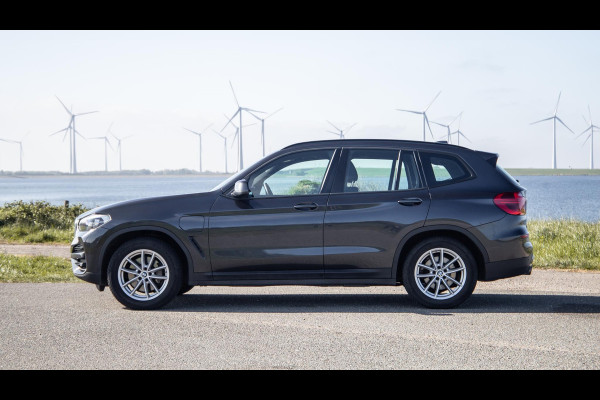 BMW X3 xDrive30e Executive CARPLAY / STOELVERWARMING / DEALER ONDERHOUDEN / LEER