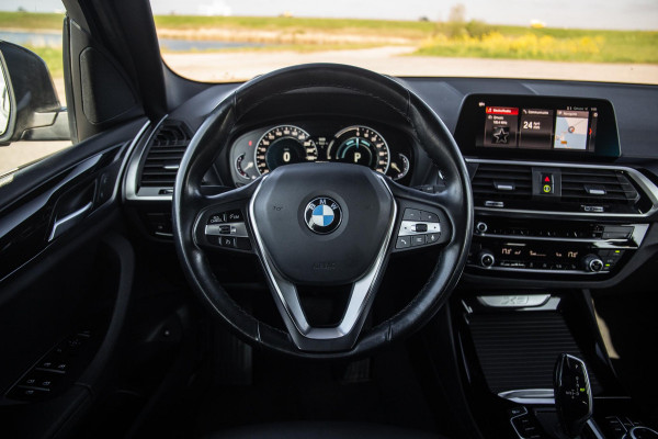 BMW X3 xDrive30e Executive CARPLAY / STOELVERWARMING / DEALER ONDERHOUDEN / LEER