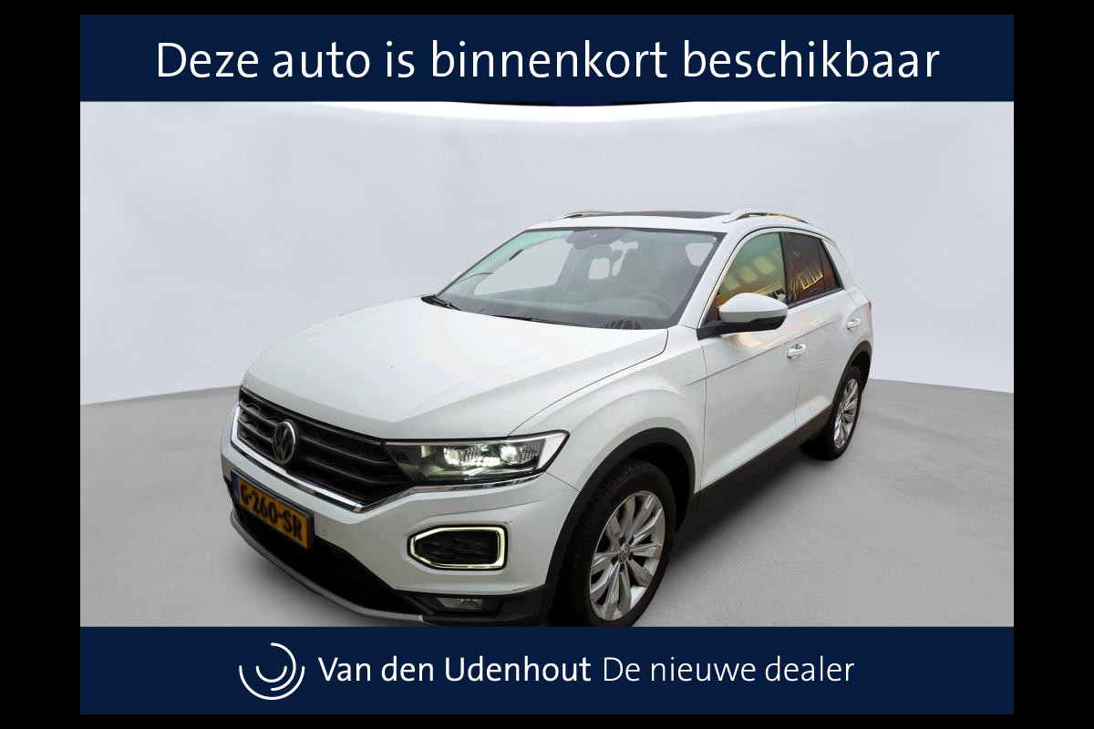 Volkswagen T-Roc 1.0 TSI Style | Trekhaak | Panorama | Full-LED | Navi