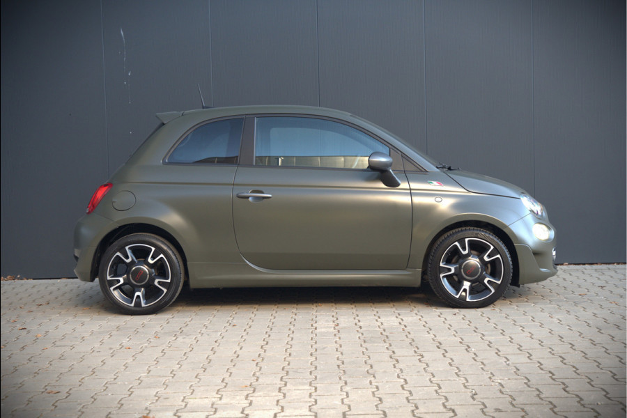 Fiat 500 0.9 TwinAir Turbo Sport | Mat Groen | Apple Carplay | Parkeersensoren | Navigatie | Climate Control | Digitale Tellers | Groot Scherm | Cruise Control | LED