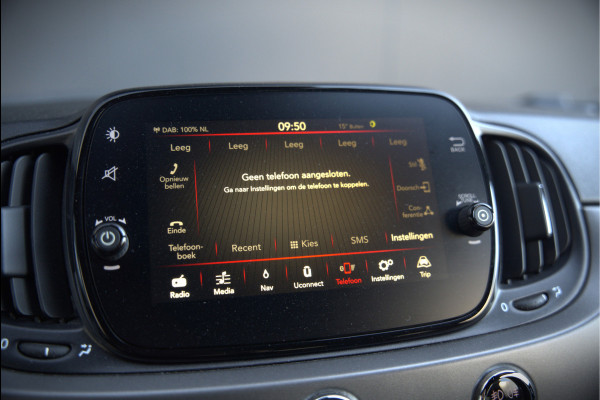 Fiat 500 0.9 TwinAir Turbo Sport | Mat Groen | Apple Carplay | Parkeersensoren | Navigatie | Climate Control | Digitale Tellers | Groot Scherm | Cruise Control | LED