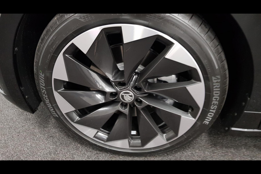 Škoda ENYAQ iV 80 Sportline Navigatie Climate Control Cruise Control Camera | 21"