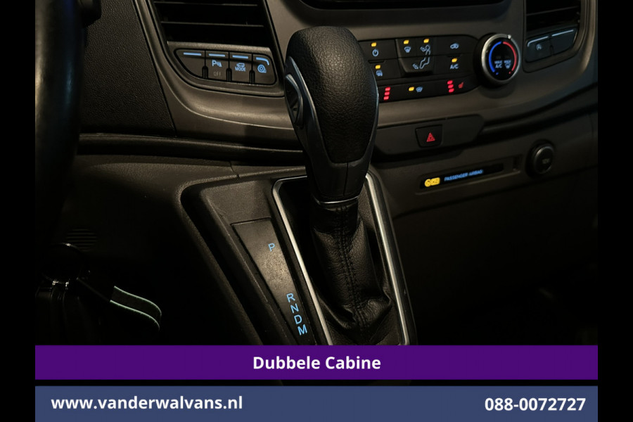Ford Transit Custom 2.0 TDCI 130pk Automaat L2H1 Dubbele Cabine Inrichting Euro6 Airco | 6-Zits | Camera | Navigatie | LED Apple Carplay, Android Auto, Cruisecontrol, Trekhaak, Stoelverwarming, Verwarmde voorruit, Parkeersensoren, Achterklep