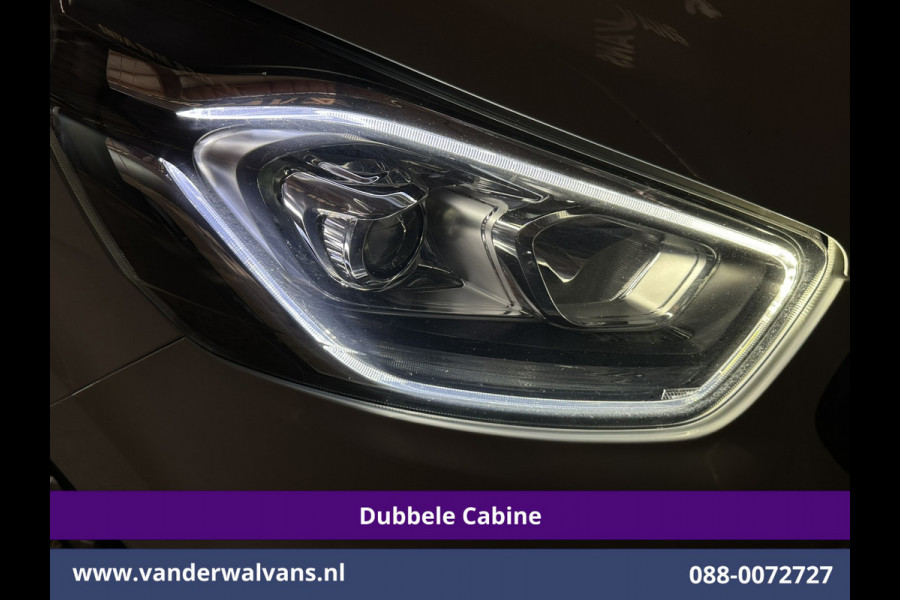 Ford Transit Custom 2.0 TDCI 130pk Automaat L2H1 Dubbele Cabine Inrichting Euro6 Airco | 6-Zits | Camera | Navigatie | LED Apple Carplay, Android Auto, Cruisecontrol, Trekhaak, Stoelverwarming, Verwarmde voorruit, Parkeersensoren, Achterklep