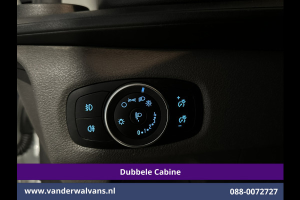 Ford Transit Custom 2.0 TDCI 130pk Automaat L2H1 Dubbele Cabine Inrichting Euro6 Airco | 6-Zits | Camera | Navigatie | LED Apple Carplay, Android Auto, Cruisecontrol, Trekhaak, Stoelverwarming, Verwarmde voorruit, Parkeersensoren, Achterklep