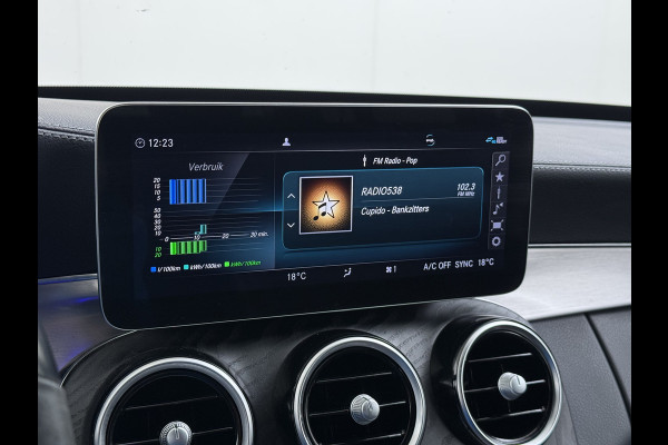 Mercedes-Benz C-Klasse Estate 300DE AUT-9 Hybride AMG Limited Trekhaak Apple Carplay Android Auto Elek.Stoelen+Verwarmd Navi Ecc Camera Pdc Solution Business Elek.Achterklep Led Privacy Glas Lmv 18" Night-pakket EURO 6 AP