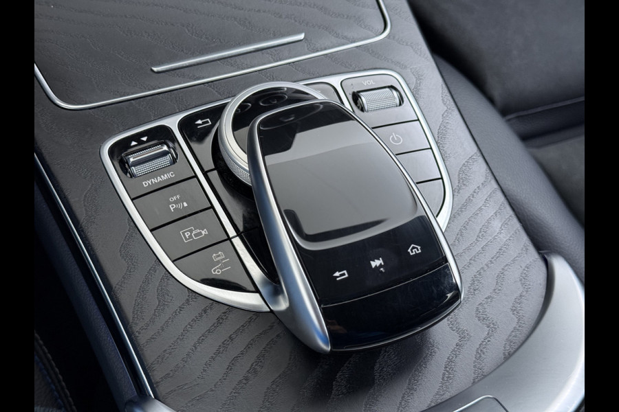 Mercedes-Benz C-Klasse Estate 300DE AUT-9 Hybride AMG Limited Trekhaak Apple Carplay Android Auto Elek.Stoelen+Verwarmd Navi Ecc Camera Pdc Solution Business Elek.Achterklep Led Privacy Glas Lmv 18" Night-pakket EURO 6 AP