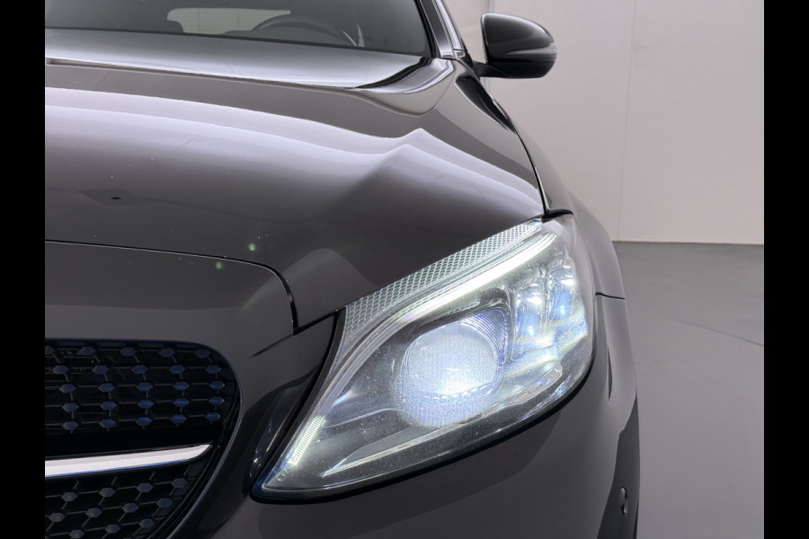 Mercedes-Benz C-Klasse Estate 300DE AUT-9 Hybride AMG Limited Trekhaak Apple Carplay Android Auto Elek.Stoelen+Verwarmd Navi Ecc Camera Pdc Solution Business Elek.Achterklep Led Privacy Glas Lmv 18" Night-pakket EURO 6 AP