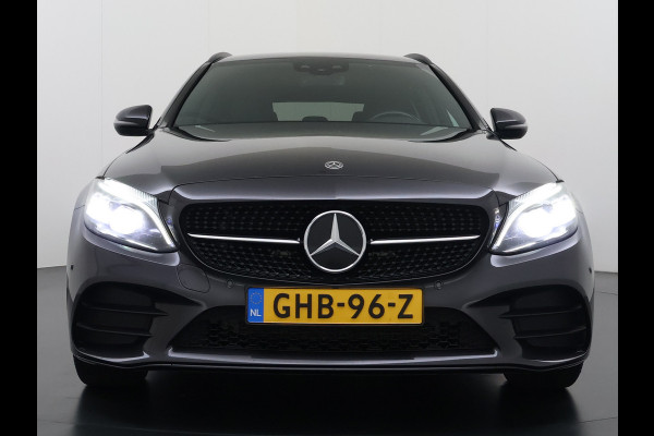 Mercedes-Benz C-Klasse Estate 300DE AUT-9 Hybride AMG Limited Trekhaak Apple Carplay Android Auto Elek.Stoelen+Verwarmd Navi Ecc Camera Pdc Solution Business Elek.Achterklep Led Privacy Glas Lmv 18" Night-pakket EURO 6 AP