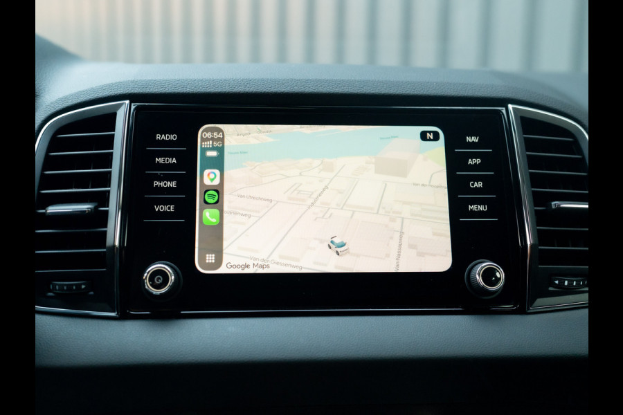 Škoda Karoq 1.5 TSI ACT Business Edition Plus | Camera | Stoelverw. | Elk. A-klep | Prijs Rijklaar!!