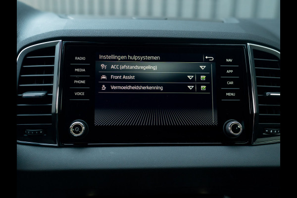 Škoda Karoq 1.5 TSI ACT Business Edition Plus | Camera | Stoelverw. | Elk. A-klep | Prijs Rijklaar!!