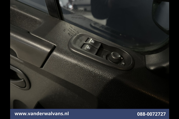 Renault Master 2.3 dCi 131pk L2H2 Euro6 Airco | 2500kg Trekhaak | Bijrijdersbank Bluetooth telefoonvoorbereiding