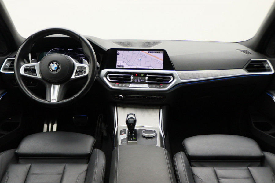BMW 3-serie 320e Business Edition Plus M Sport Laser LED, Leer, Schuif-/kanteldak, Apple Carplay, Trekhaak elektr., 19"