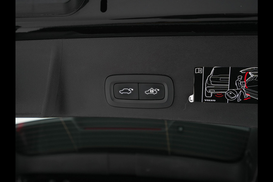 Volvo XC40 Recharge P8 AWD R-Design [ 3-Fase-11kW ] {SoH-90%} (INCL-BTW) Aut. *HEATPUMP | PANO | LEATHER-ALCANTARA | ADAPTIVE-CRUISE | DIGI-COCKPIT | FULL-LED | CAMERA | NAVI-FULLMAP | ECC | PDC | KEYLESS | HEATED-SPORTSEATS | TOWBAR | 19''ALU*