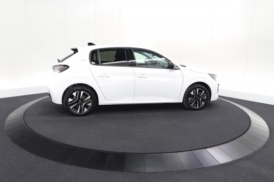 Peugeot e-208 EV Allure 50 kWh | 11 KW Laadfunctie | Apple Carplay | Parkeersensoren