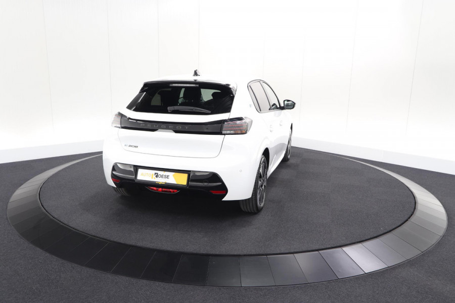 Peugeot e-208 EV Allure 50 kWh | 11 KW Laadfunctie | Apple Carplay | Parkeersensoren