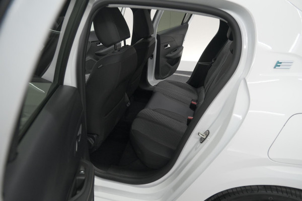Peugeot e-208 EV Allure 50 kWh | 11 KW Laadfunctie | Apple Carplay | Parkeersensoren