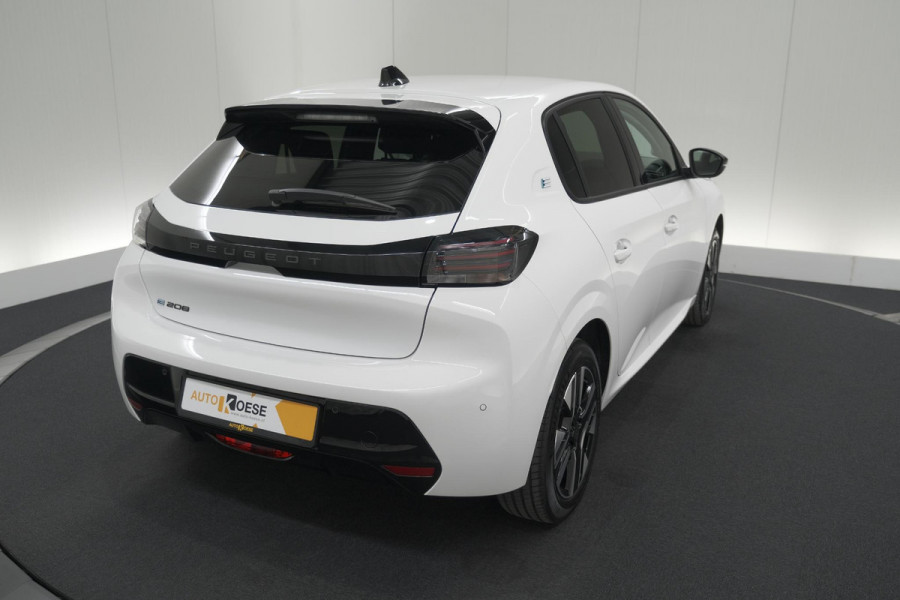 Peugeot e-208 EV Allure 50 kWh | 11 KW Laadfunctie | Apple Carplay | Parkeersensoren